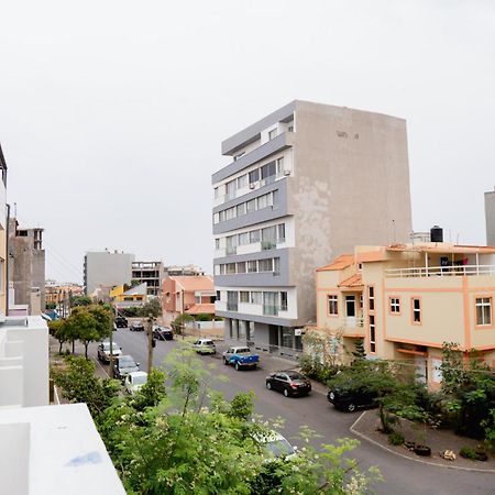 Apartamento Nhu Sao Francisco - Palmarejo T3 Praia Exterior foto